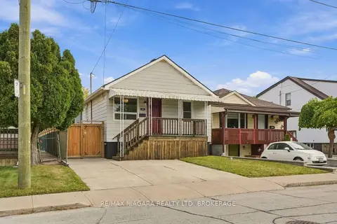 422 Brunswick Street Upper