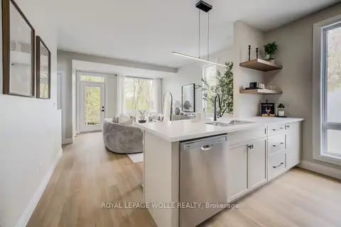 210 HERITAGE Drive UNIT 18 (THE GROVE)