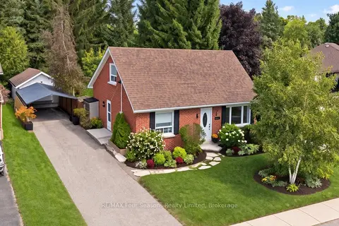 50 Amaranth Street W