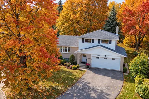137 White Pine Crescent