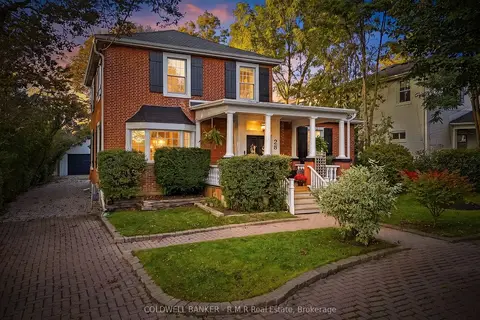 28 University Avenue W