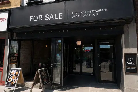 23 King Street N