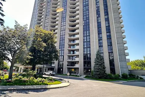 1025 RICHMOND Road 907