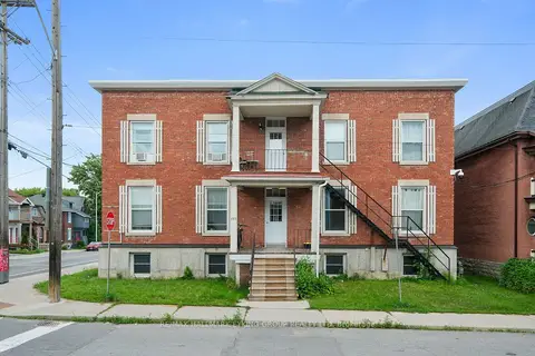 135 Concord Street S 3