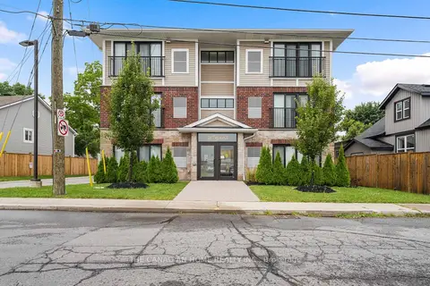 63 Vine Street S 103