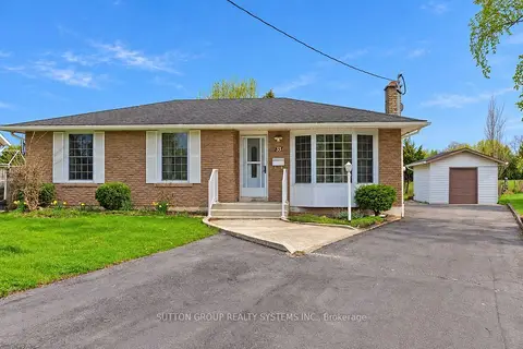 33 CRESCENTWOOD Drive Main