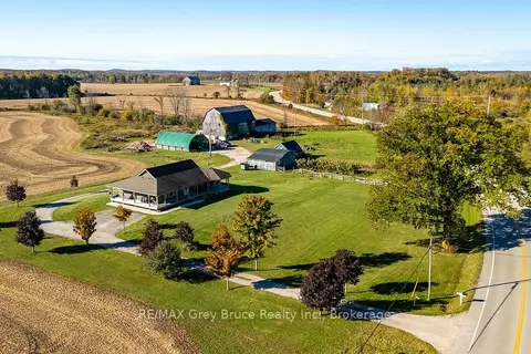 402622 Grey 17 Road