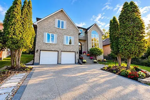 12 Sundrop Court