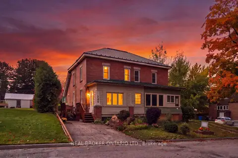324 Daly Street