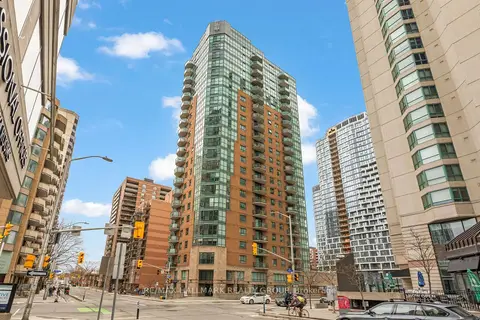 445 Laurier Avenue W 1405