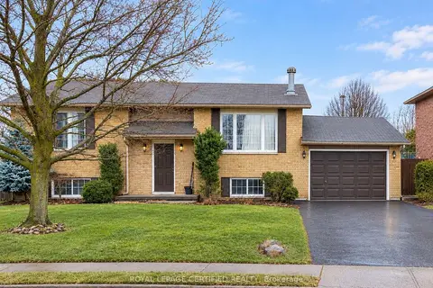 23 Hickory Court