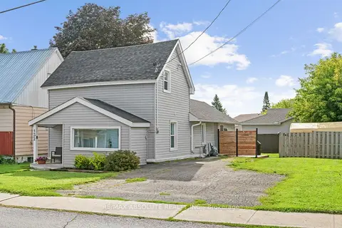 132 Edward Street S