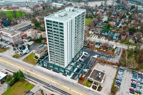 741 King Street W 1807