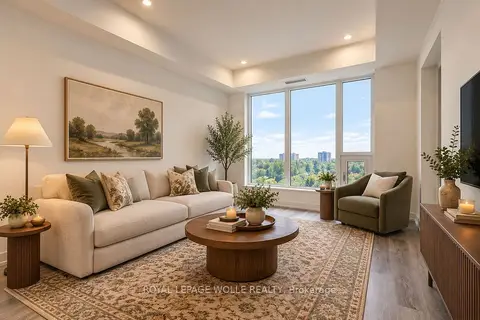15 Wellington Street S 911