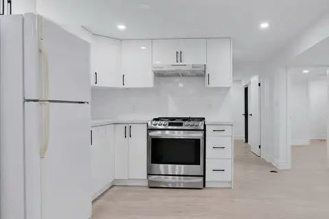 210 Mackan Street Lower Unit