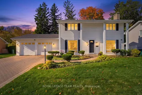 35 Mohawk Crescent