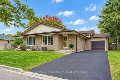 15 Uxbridge Crescent