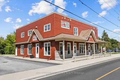 901 Notre Dame Street 3