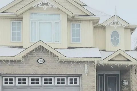 388 Thomas Slee Drive