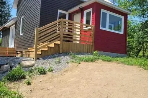 33 Bobcaygeon Road