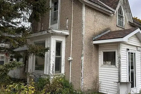 475 Brown Street