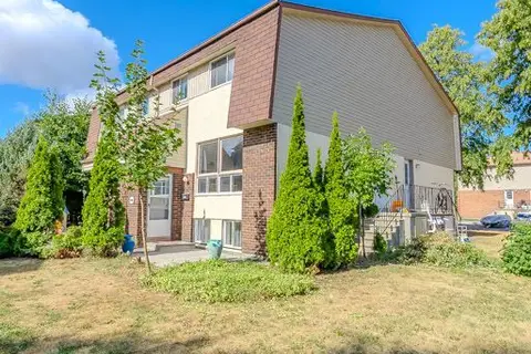 37 Forester Crescent C