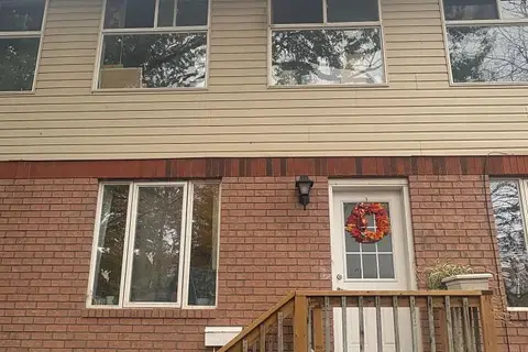 403 Trafalgar Road E