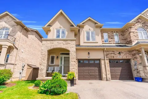 49 Candlewood Court