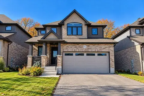 40 Tindall Crescent