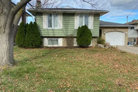 9 STONEGATE Drive Upper