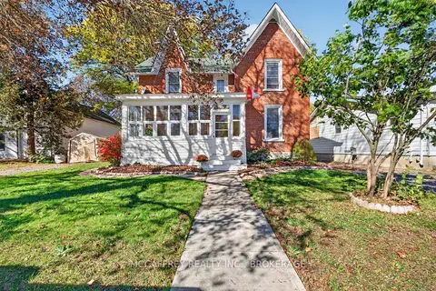 15 Graham Street E