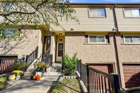 1550 Garth Street 17