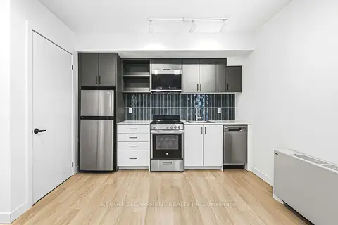 325 James Street S 306