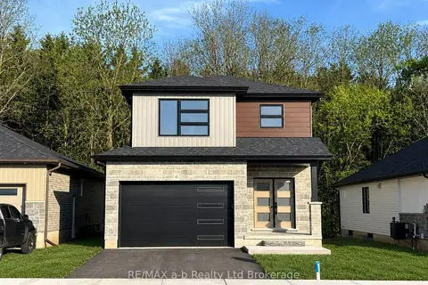 41 Cash Crescent